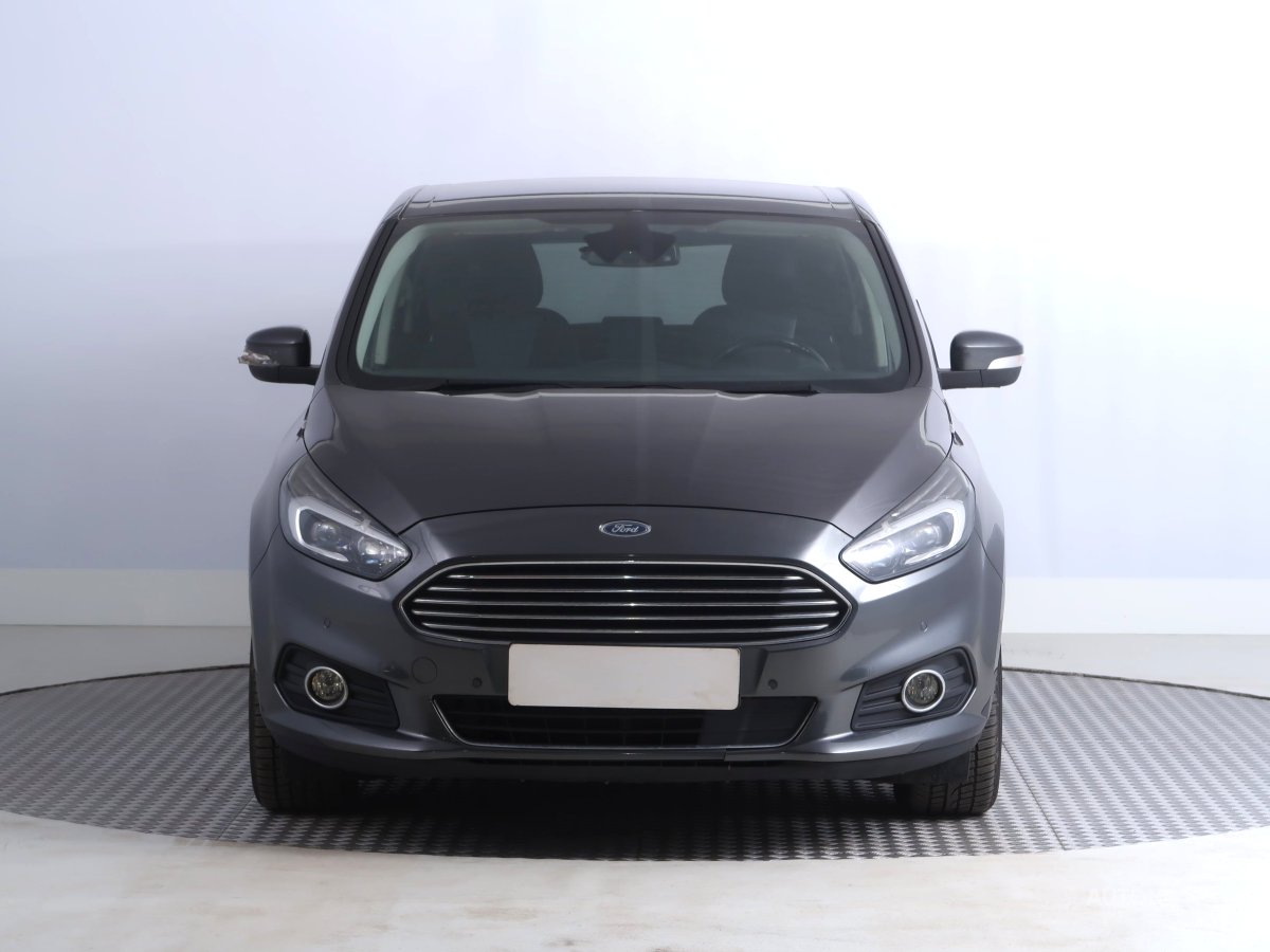 Ford S-MAX, 2015 - pohled č. 2