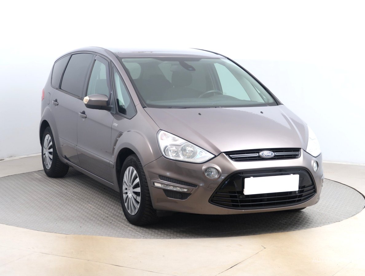 Ford S-MAX, 2012 - celkový pohled