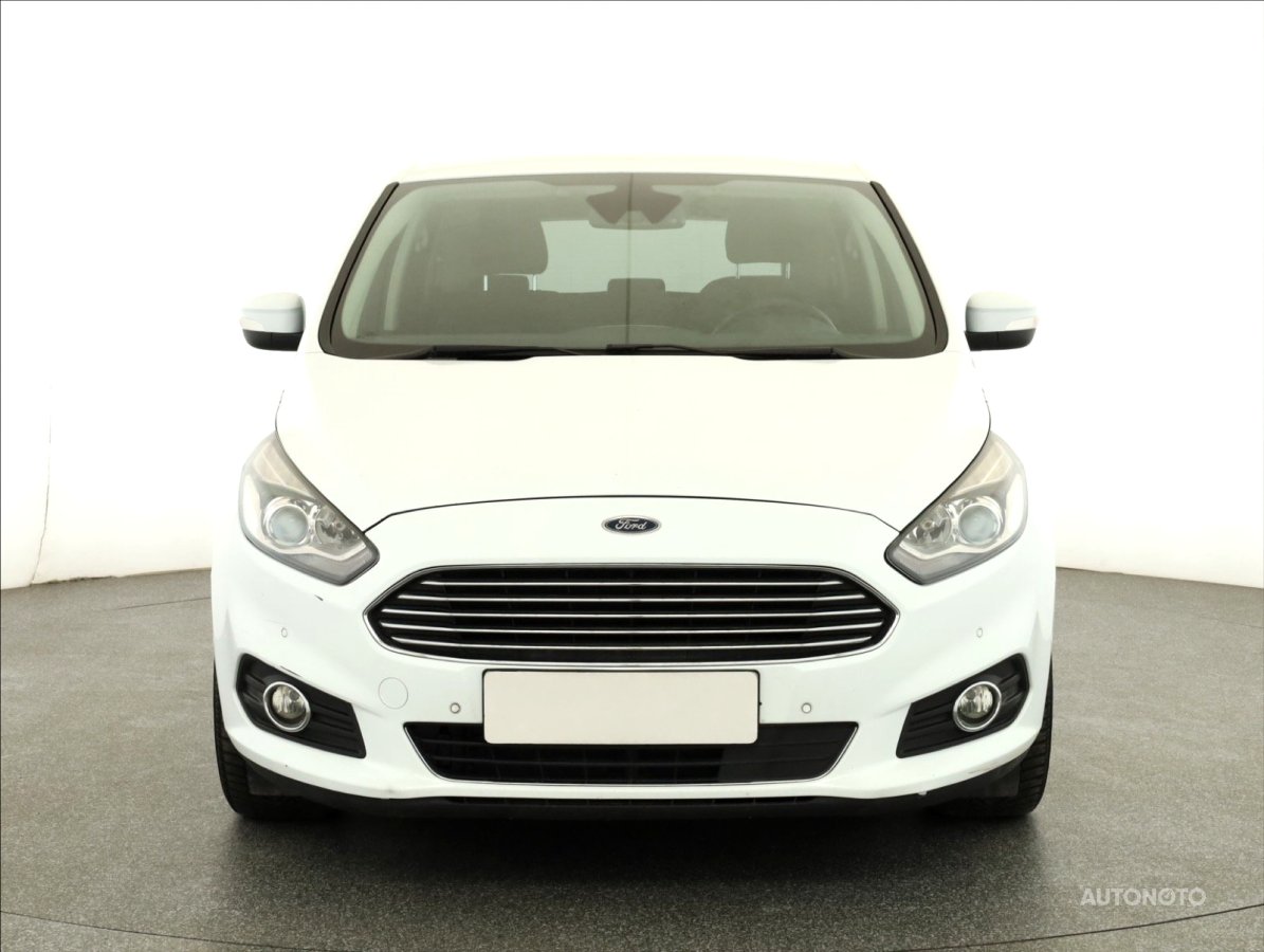 Ford S-MAX, 2015 - pohled č. 2