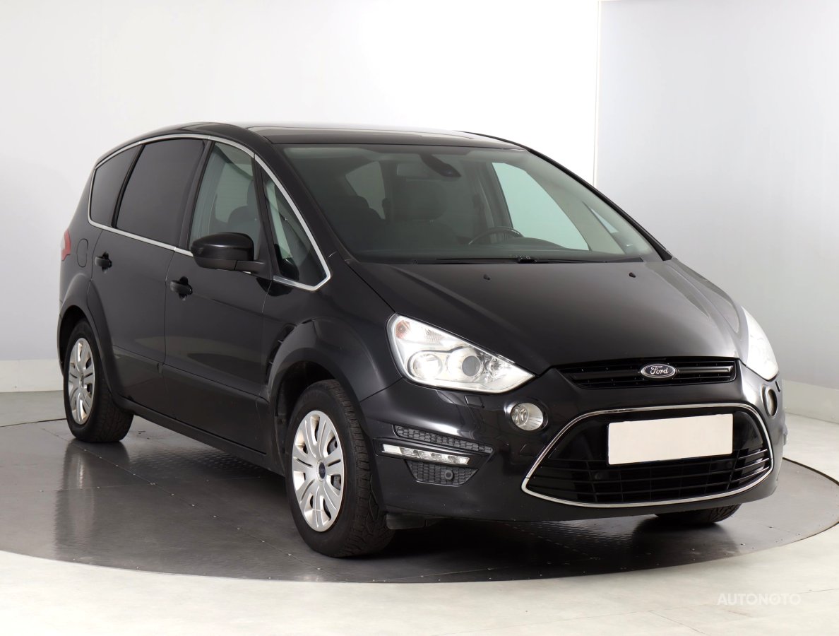 Ford S-MAX, 2010 - celkový pohled