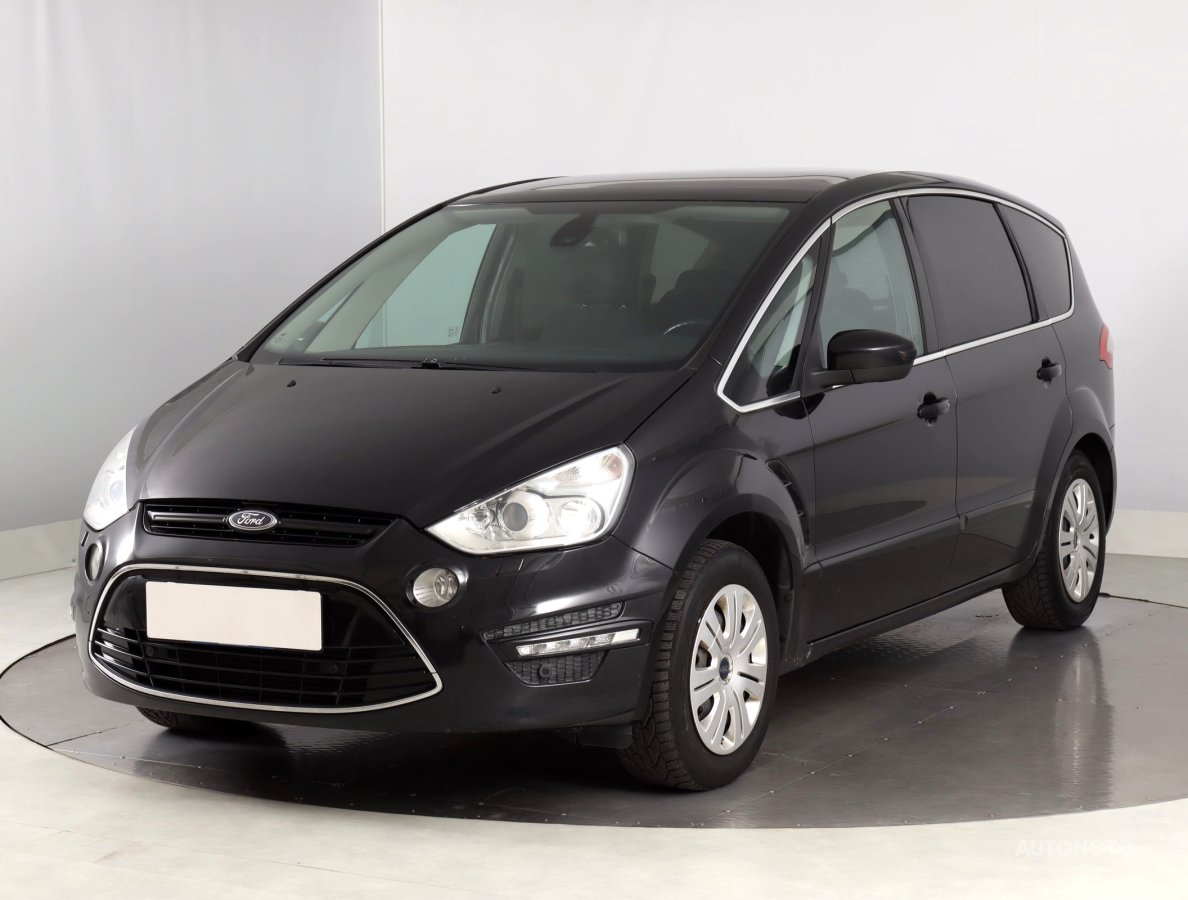 Ford S-MAX, 2010 - pohled č. 3