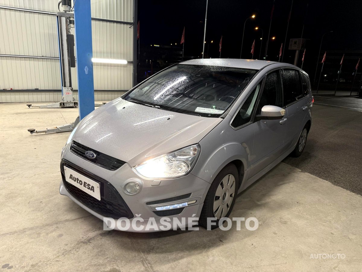 Ford S-MAX, 2011 - celkový pohled