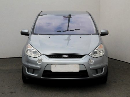 Ford S-MAX, 2008 - pohled č. 2