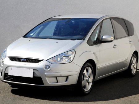 Ford S-MAX, 2007 - pohled č. 3