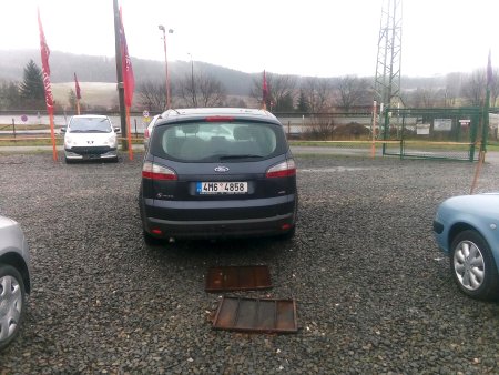 Ford S-MAX, 2007 - pohled č. 4