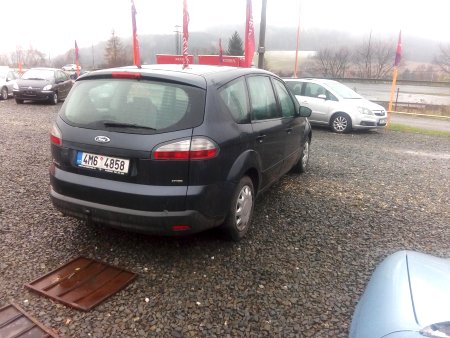 Ford S-MAX, 2007 - pohled č. 7
