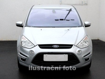 Ford S-MAX, 2013 - pohled č. 2