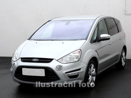 Ford S-MAX, 2013 - pohled č. 3