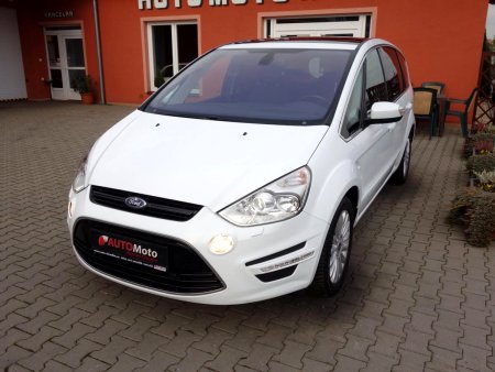 Ford S-MAX, 2013 - pohled č. 2