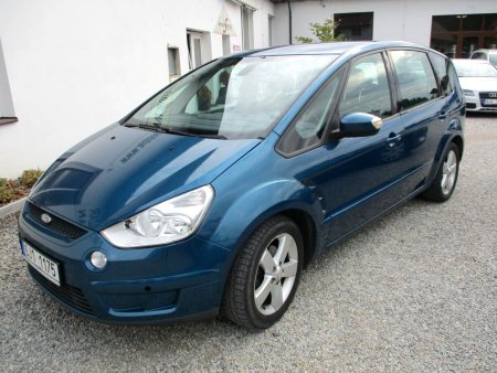Ford S-MAX, 2006 - pohled č. 2