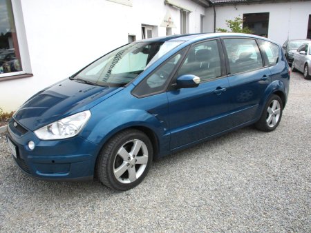Ford S-MAX, 2006 - pohled č. 3
