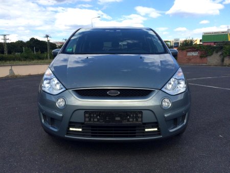 Ford S-MAX, 2008 - pohled č. 3
