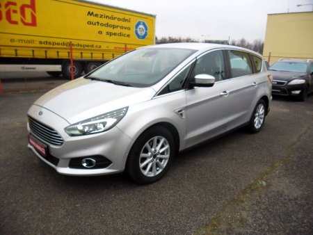 Ford S-MAX, 2017 - pohled č. 3