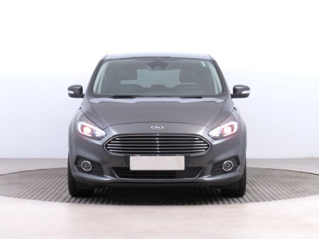 Ford S-MAX, 2015 - pohled č. 2