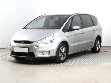 Ford S-MAX, 2008 - pohled č. 3