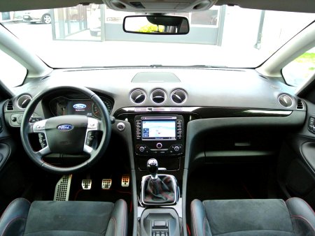 Ford S-MAX, 2013 - pohled č. 11