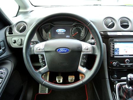 Ford S-MAX, 2013 - pohled č. 12