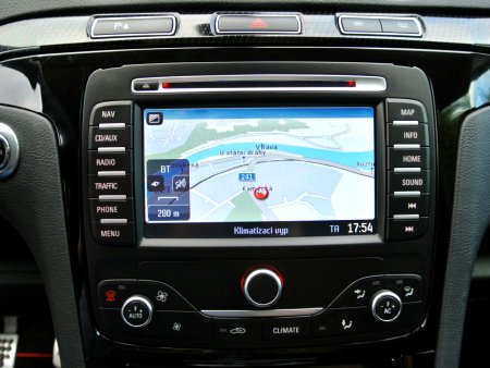 Ford S-MAX, 2013 - pohled č. 13