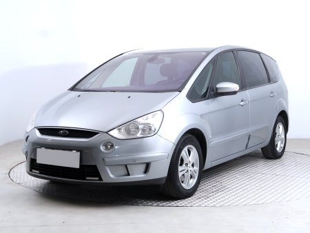 Ford S-MAX, 2007 - pohled č. 3