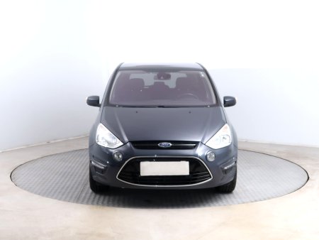 Ford S-MAX, 2011 - pohled č. 2