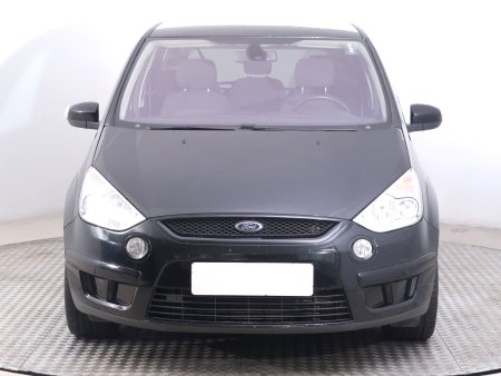 Ford S-MAX, 2010 - pohled č. 2