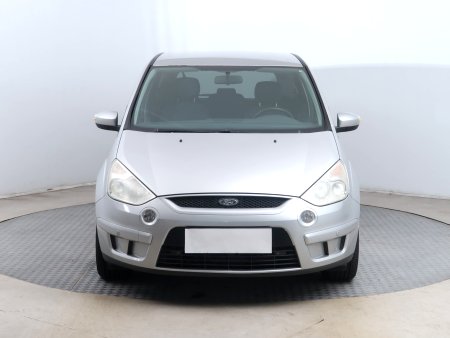 Ford S-MAX, 2008 - pohled č. 2