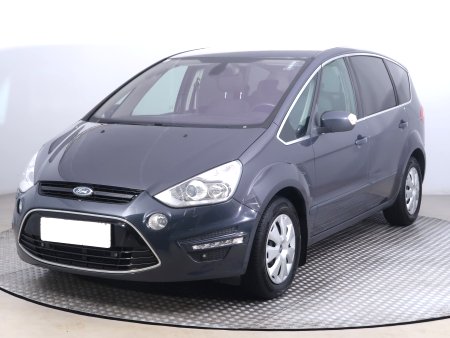 Ford S-MAX, 2013 - pohled č. 3