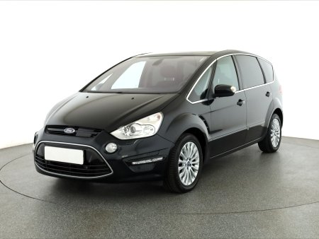 Ford S-MAX, 2014 - pohled č. 3