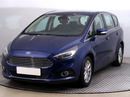 Ford S-MAX, 2017 - pohled č. 3