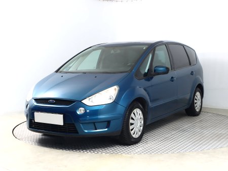 Ford S-MAX, 2008 - pohled č. 3