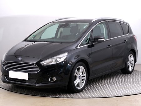 Ford S-MAX, 2017 - pohled č. 3