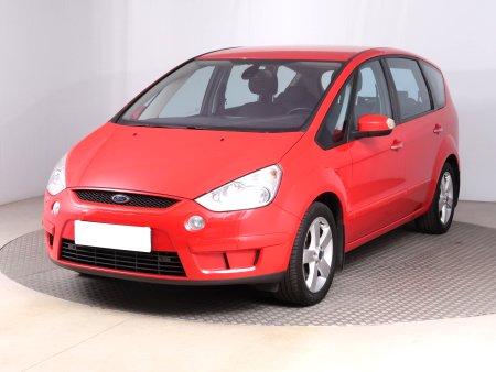 Ford S-MAX, 2008 - pohled č. 3