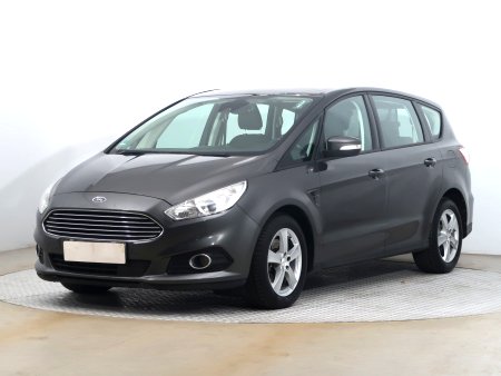 Ford S-MAX, 2017 - pohled č. 3
