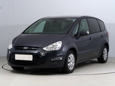 Ford S-MAX, 2012 - pohled č. 3