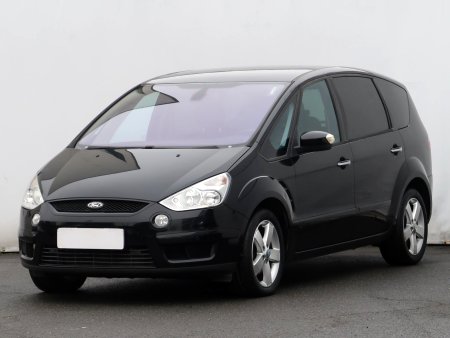 Ford S-MAX, 2010 - pohled č. 3