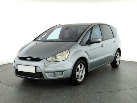 Ford S-MAX, 2009 - pohled č. 3