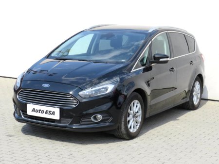 Ford S-MAX, 2017 - pohled č. 3