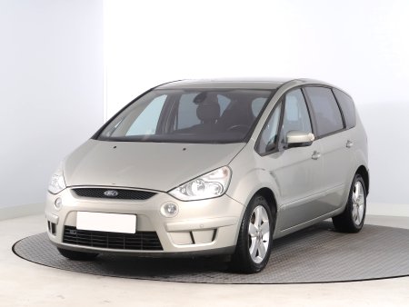 Ford S-MAX, 2009 - pohled č. 3
