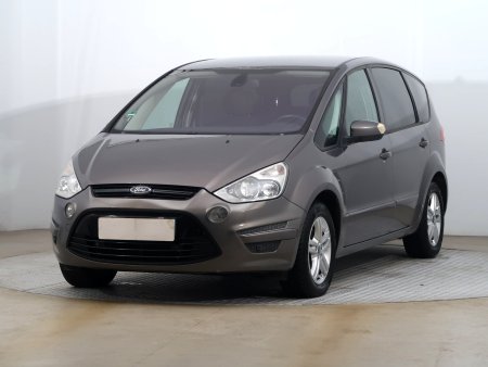 Ford S-MAX, 2011 - pohled č. 3