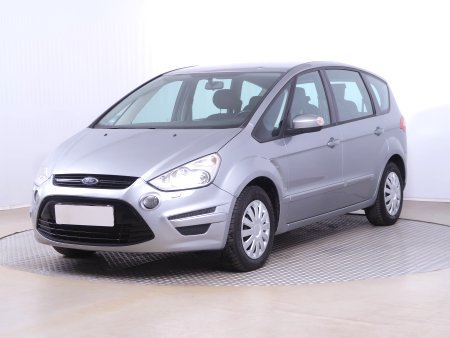 Ford S-MAX, 2010 - pohled č. 3