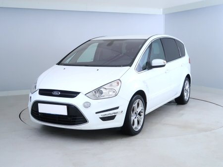 Ford S-MAX, 2013 - pohled č. 3
