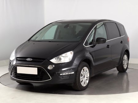 Ford S-MAX, 2010 - pohled č. 3