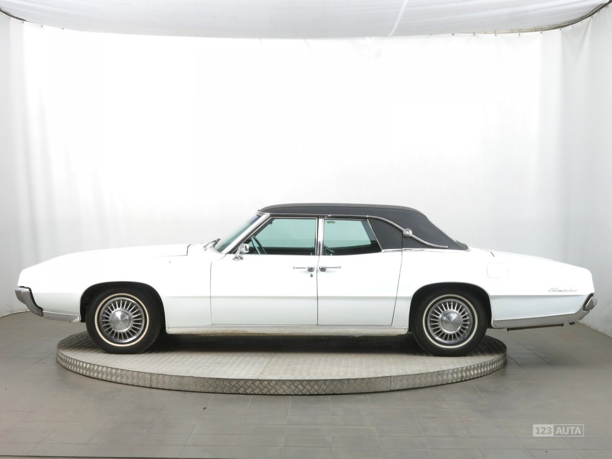 Ford Thunderbird, 1967 - pohled č. 4