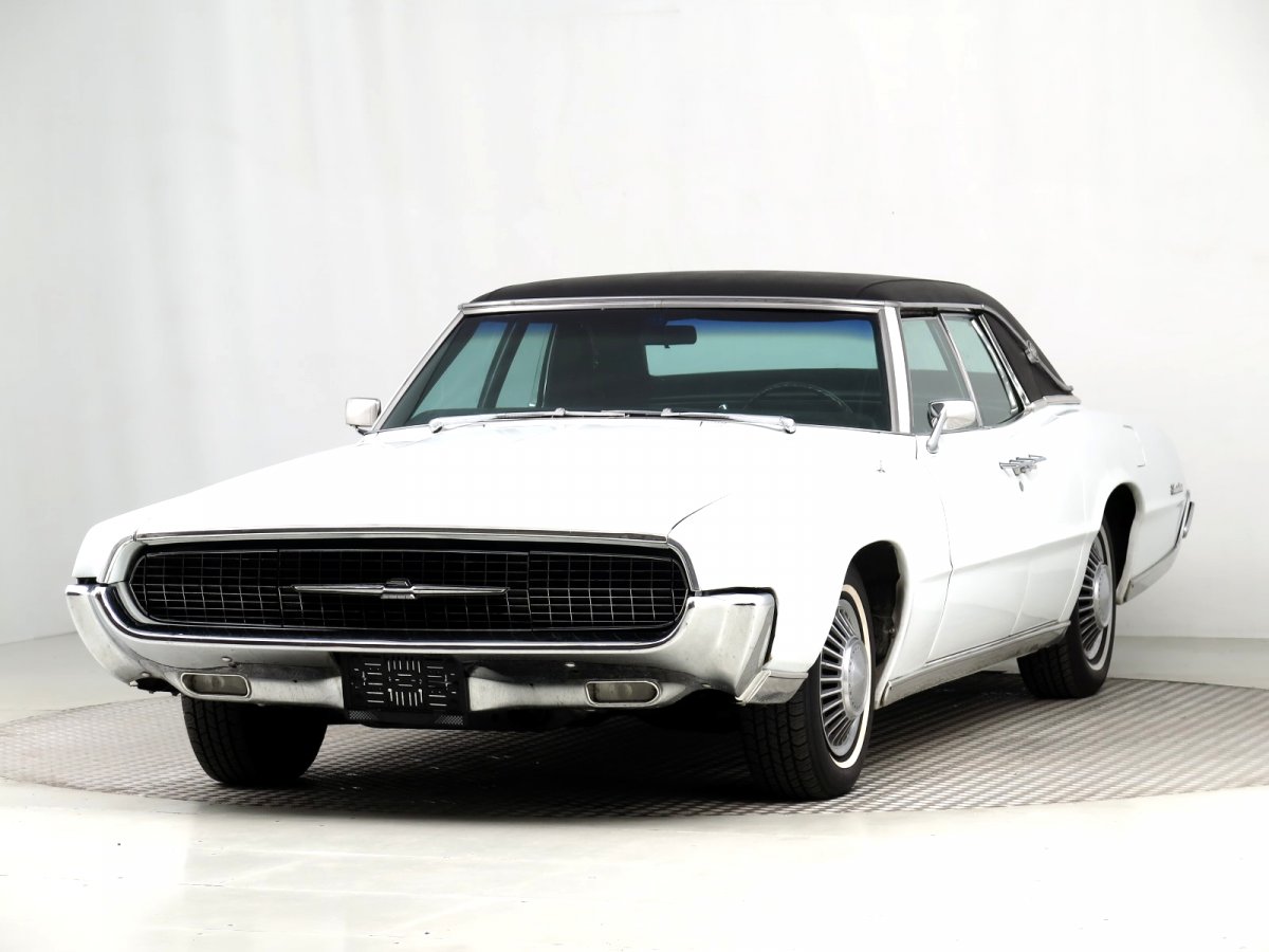 Ford Thunderbird, 1967 - pohled č. 3