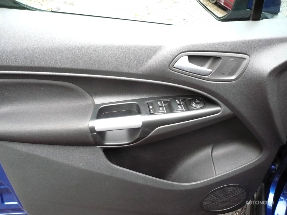 Ford Tourneo Connect, 2017 - pohled č. 8