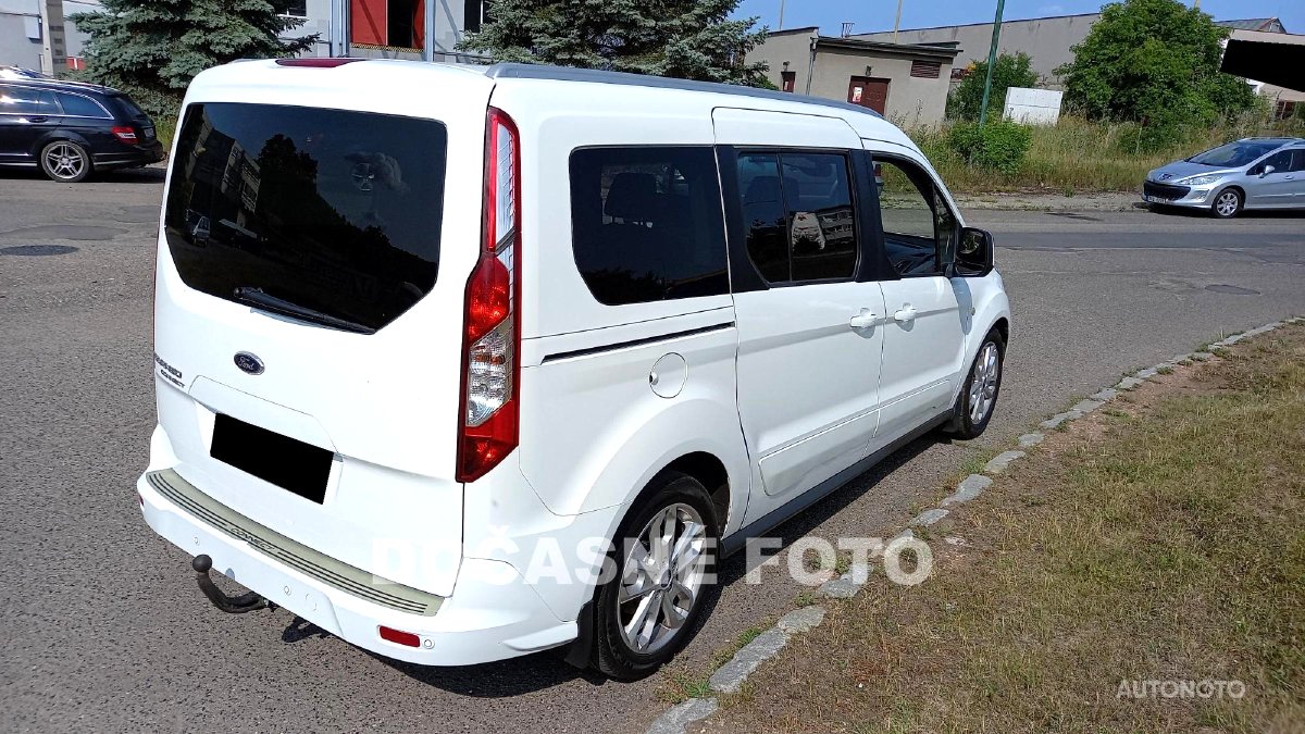 Ford Tourneo Connect, 2014 - pohled č. 3