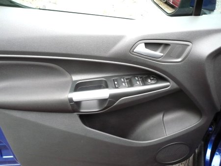 Ford Tourneo Connect, 2017 - pohled č. 8