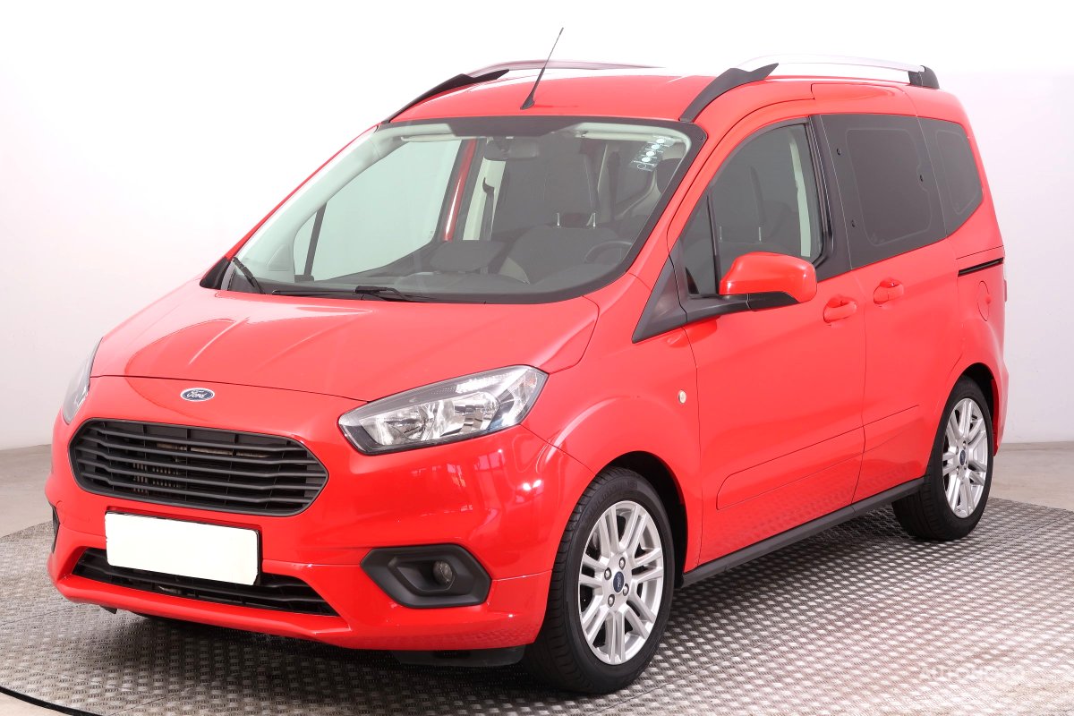 Ford Tourneo Courier, 2019 - pohled č. 3