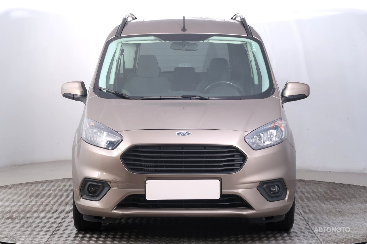 Ford Tourneo Courier, 2018 - pohled č. 2