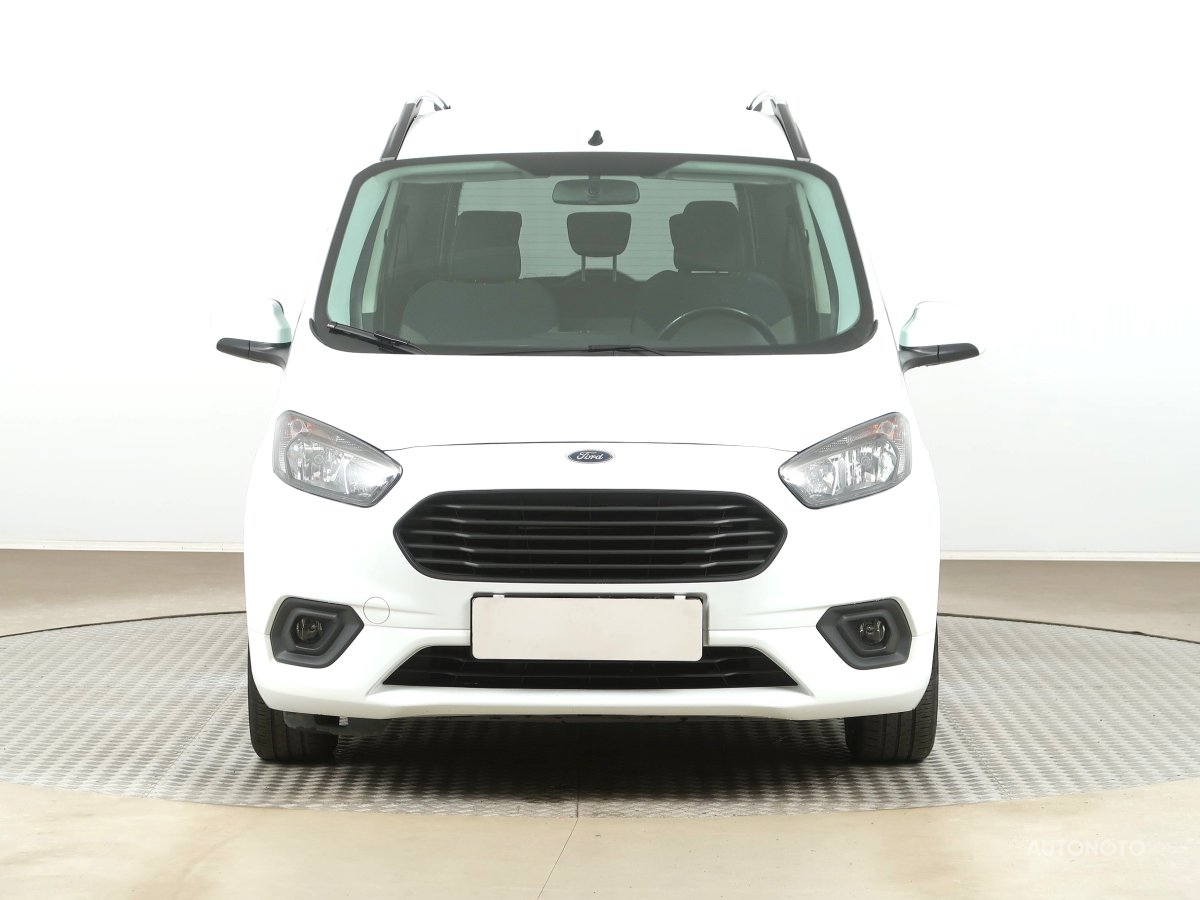 Ford Tourneo Courier, 2021 - pohled č. 2